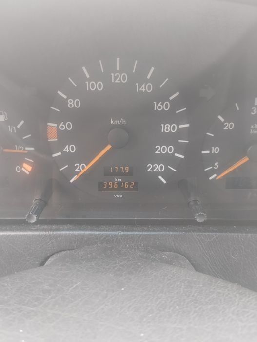 Vendo Mercedes c200d