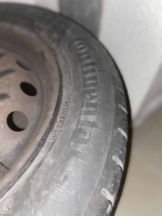 Pneus semi novos para desocupar