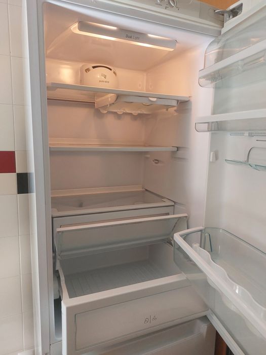 Frigorífico Combinado Hotpoint Ariston