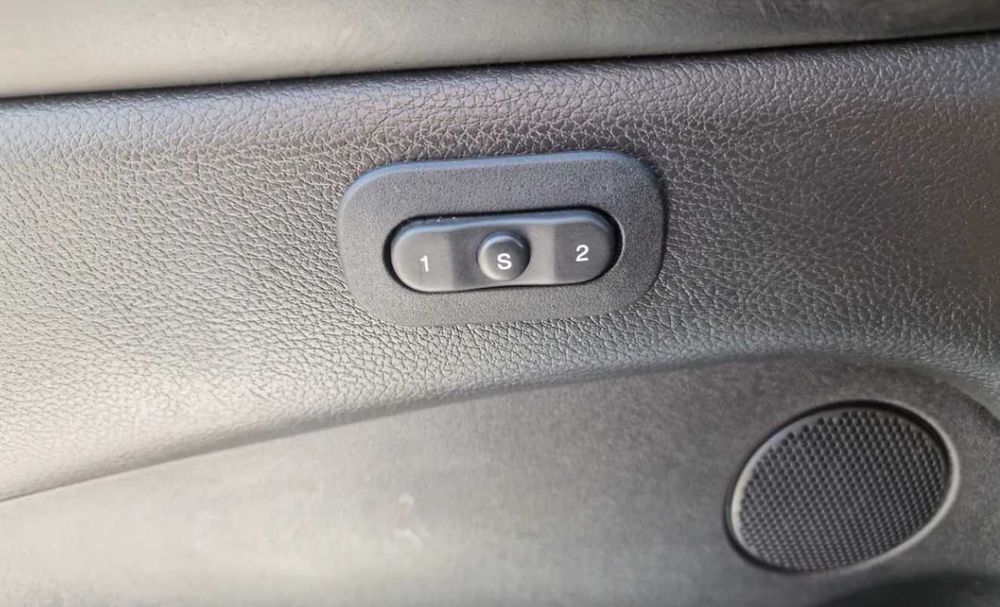 Jeep Grand Cherokee 2015 VIN 1C4RJFCM7FC214884 фото оголошення 17 з 23