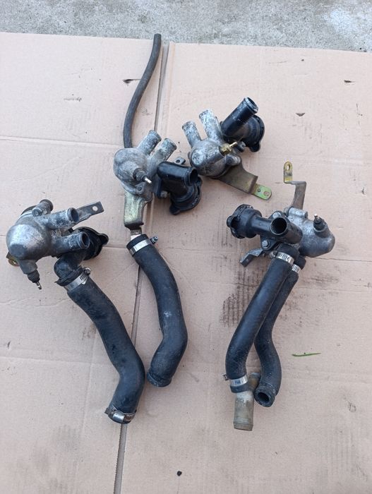 Термостат, корпус термостата, пробка , датчик температури honda cb 500