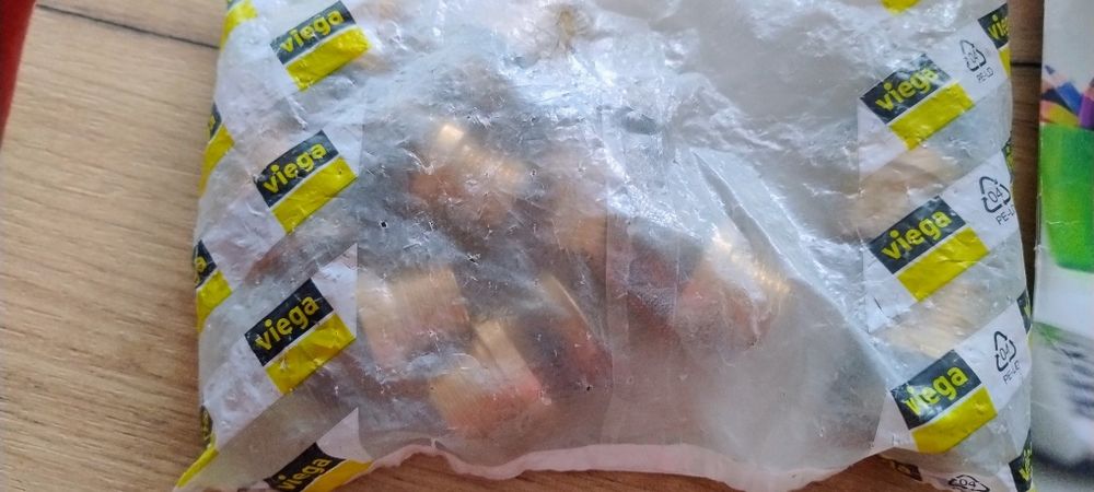 Przedłużka VIEGA mosiadz 1/2x20 mm paczka 10szt.