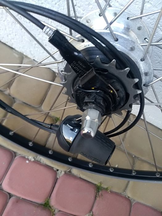 Koło nexus 7, 28 hamulec rolkowy