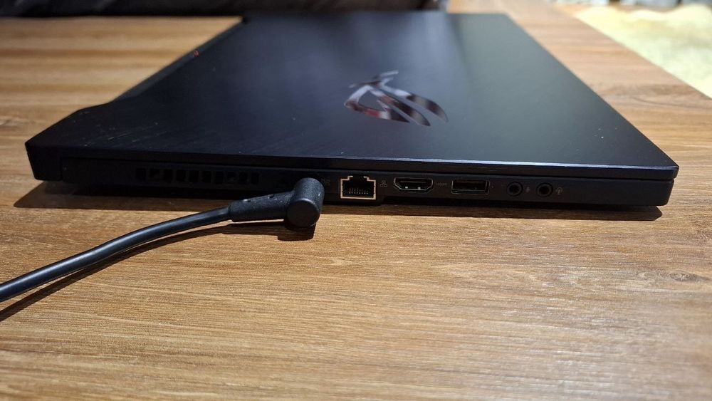 Продам ігровий ноутбук Asus Zephyrus M gu502gv