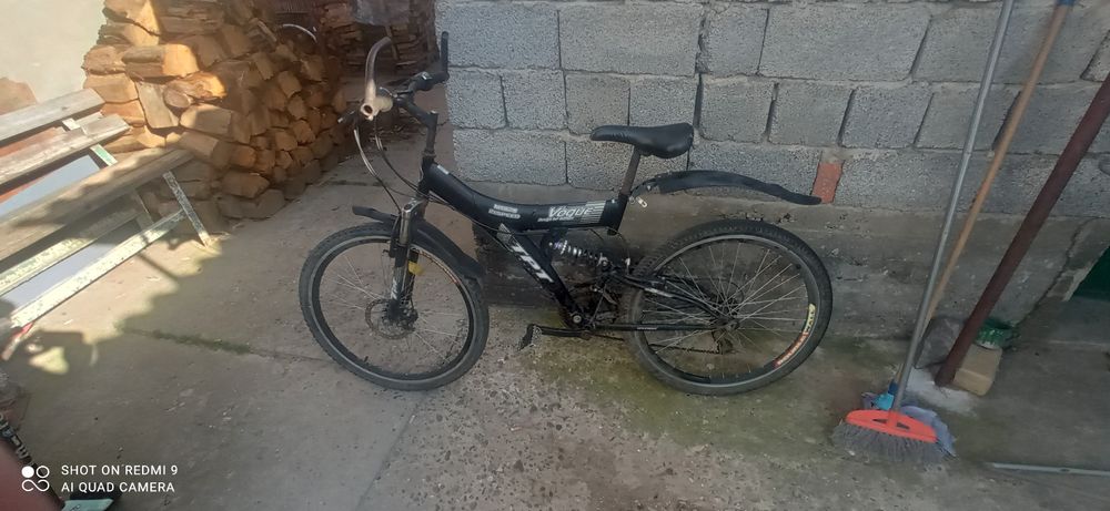 Продам велосипед 4000 поштою не відправляю