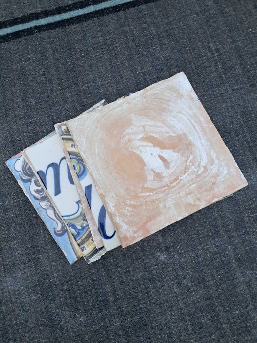 Painel  de azulejos antigos