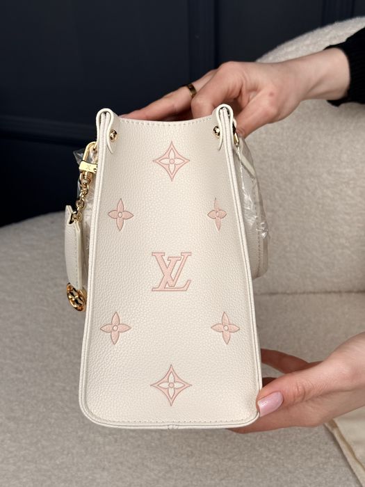 Сумка Louis Vuitton Onthego PM Monogram  Empreinte Beige