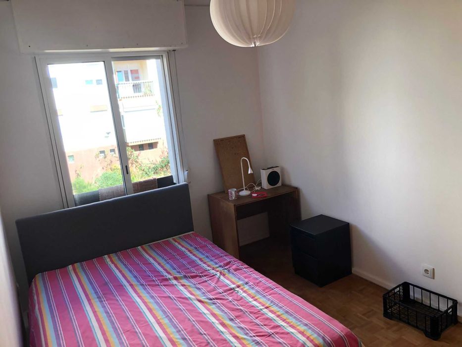 Quarto individual/duplo/partilhado em Santo António Cavaleiros