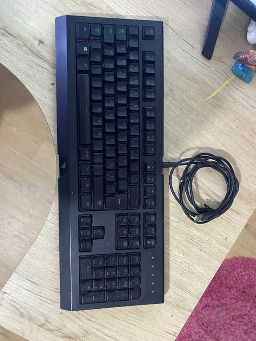 Teclado raizen muito bom estado