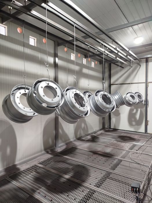 Порошкове фарбування та дробеструй