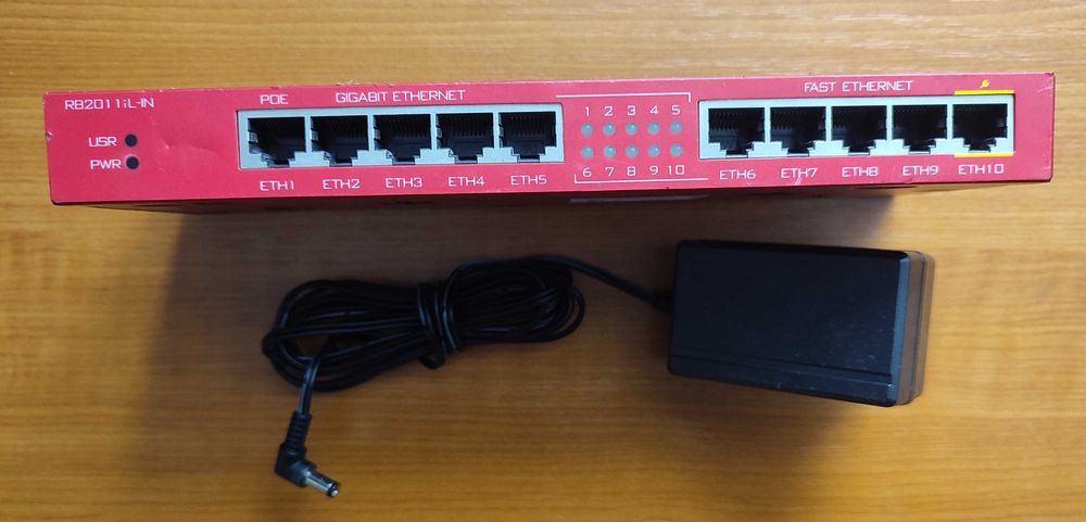 Маршрутизатор (роутер) MikroTik RB2011iL-IN, RB2011iLS-IN