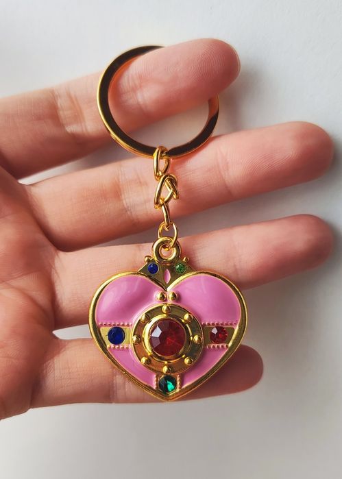 Sailor Moon - metalowy brelok.