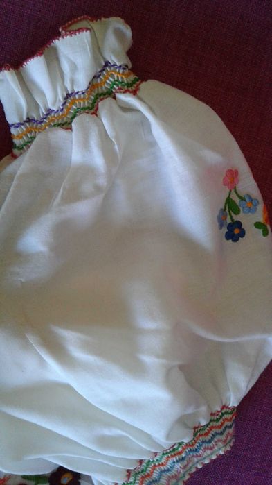 Blusa ROMENA em Cambraia