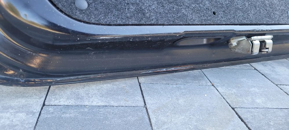 klapa bagażnika toyota yaris i lift ze spojelrem, kod koloru 209