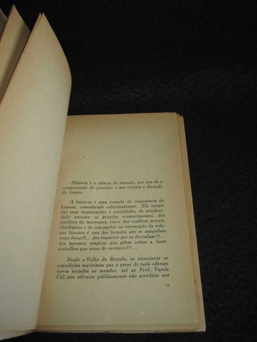 Livro História e Actualidade Victor de Sá