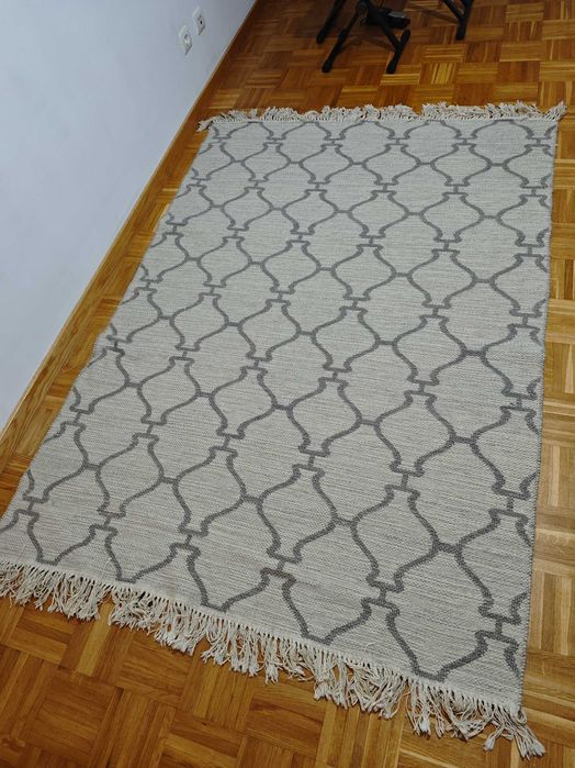 Tapete Leroy como novo dupla face 2×1.4m