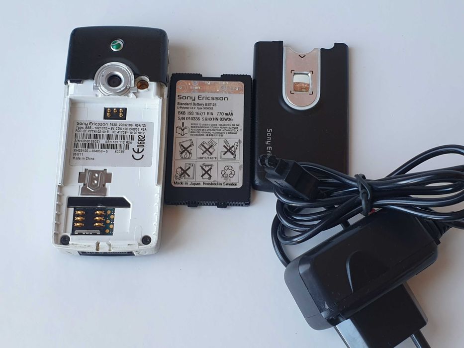 телефон Sony Ericsson t630 зарядне