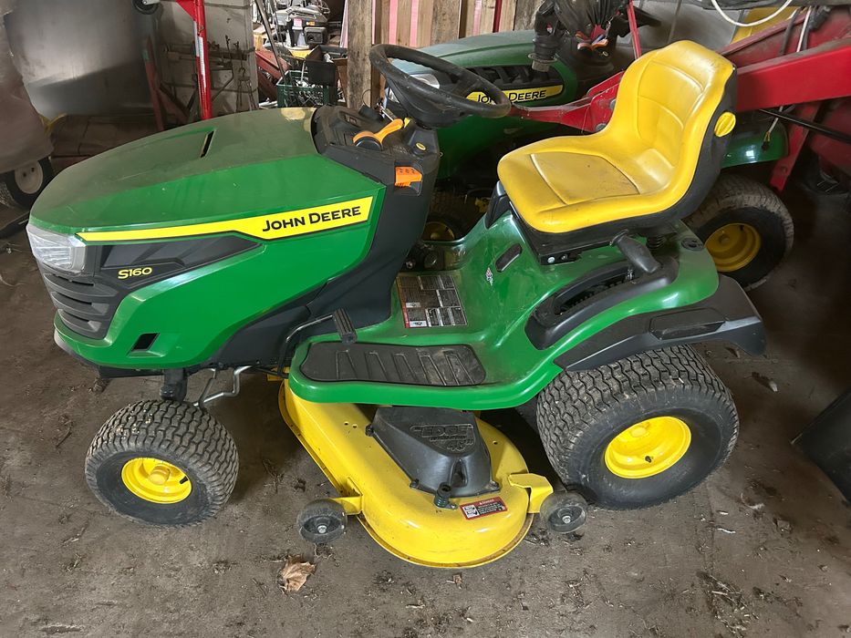 Kosiarki traktorek Johan Deer E 130