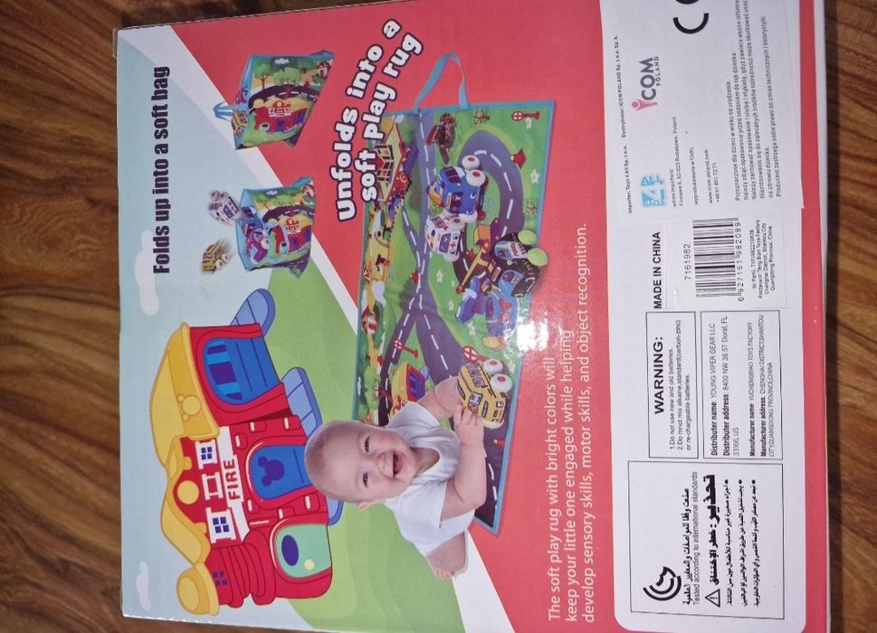 Mega miękka mata z miękkimi autkami na napęd