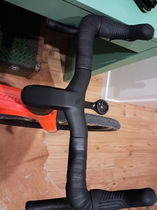 Bicicleta Scott addict Gravel c/upgrades