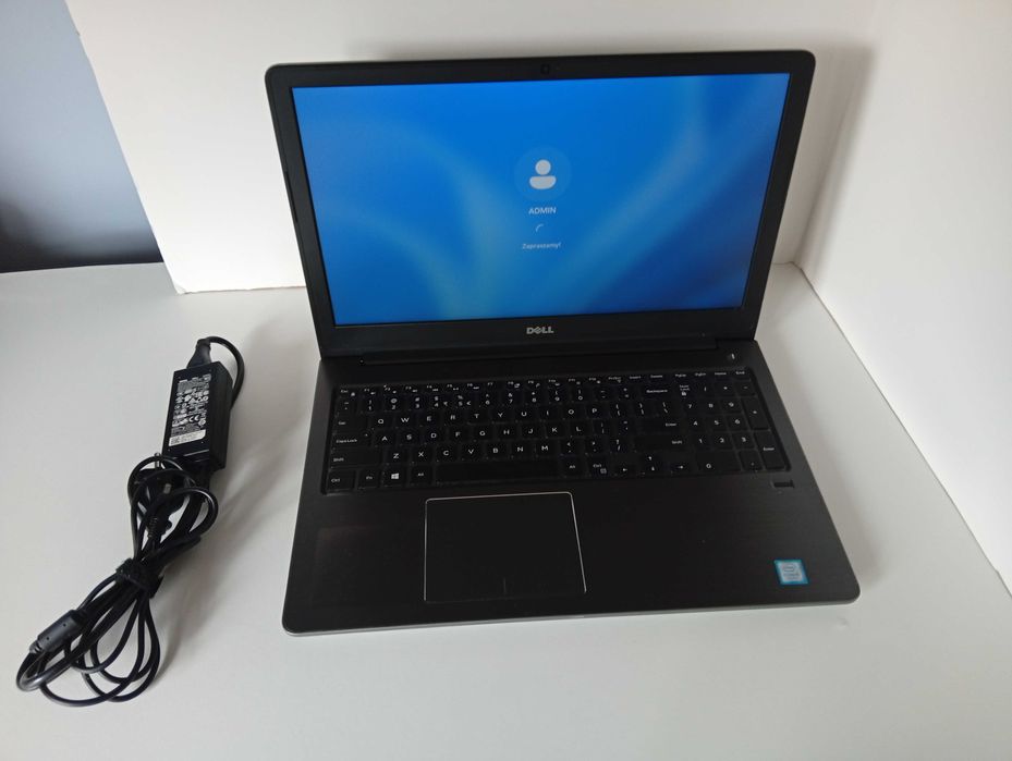 Dell Vostro P62F Windows 11 Intel i5 7200U 15,6" Laptop 8GB 128GB SSD
