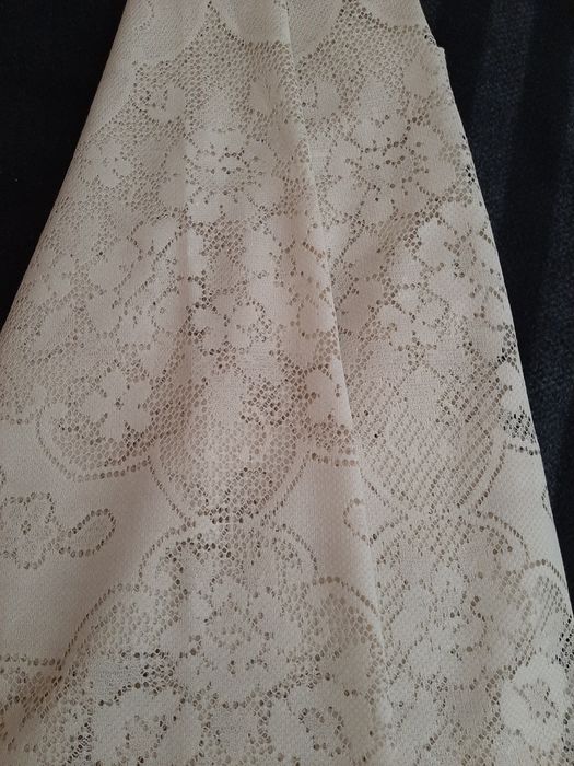 Toalha Vintage Redonda de Renda cerca de 181,5 cm