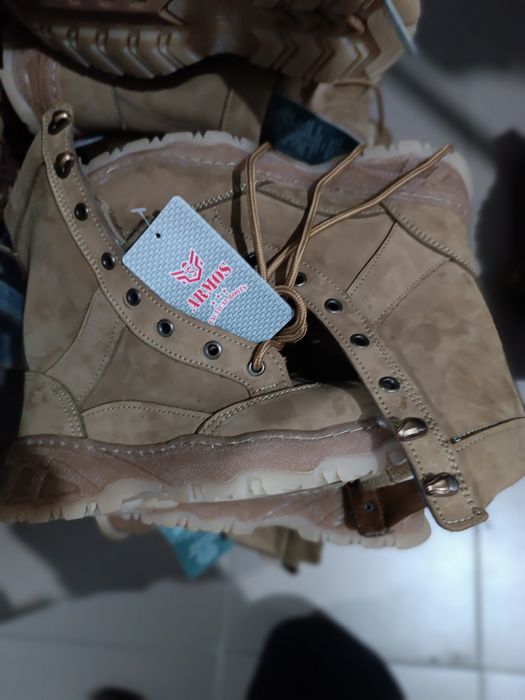 Берцы армос ботинки кросовки ,хамерсы