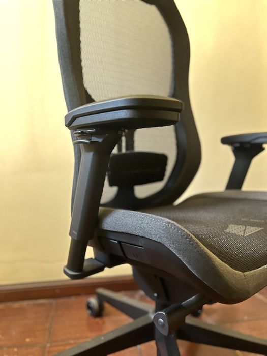 Cadeira de Gaming/Escritório Ergonómica Fractal Design