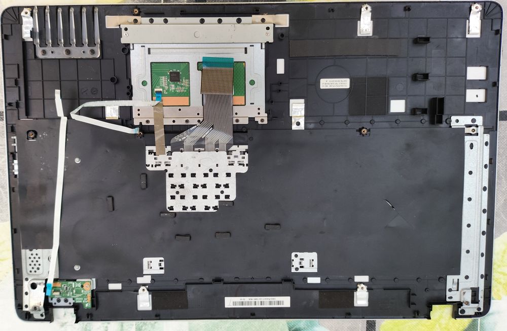 Teclado portátil Display Ecrã ASUS k750J