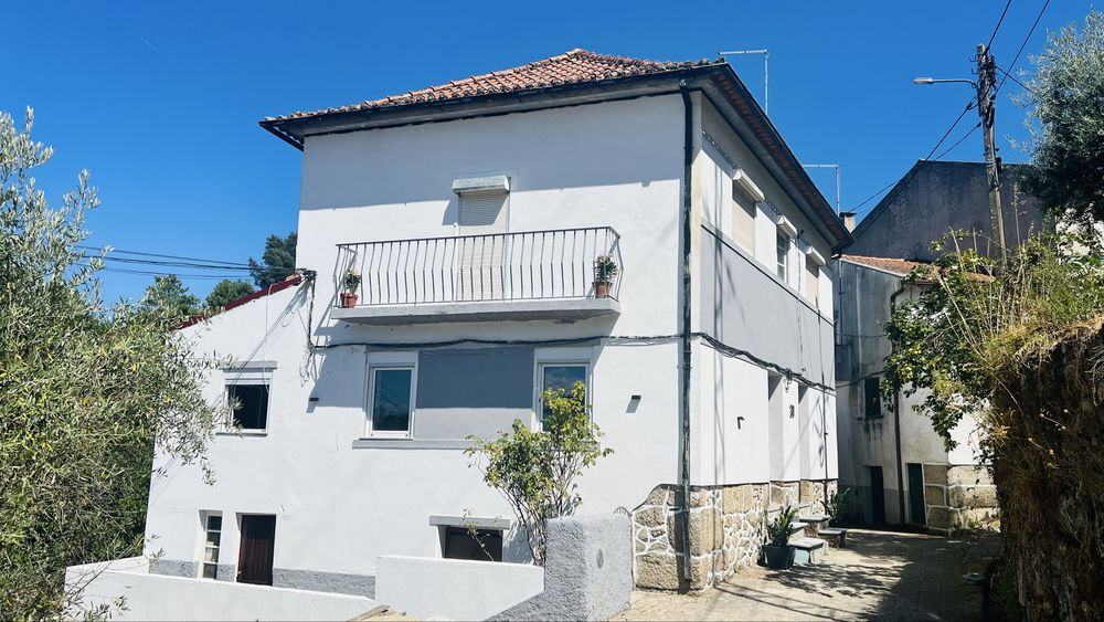 O Seu Oásis na Natureza: Moradia T4+2 Mobiliada na Serra da Estrela