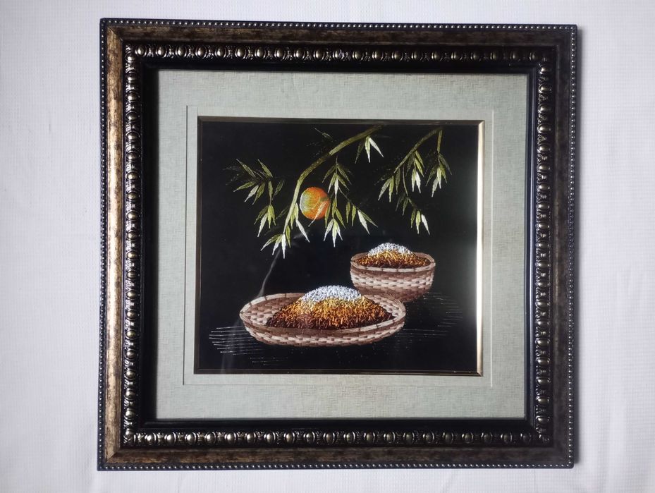 Вьетнамская картина ручной вышивки в раме