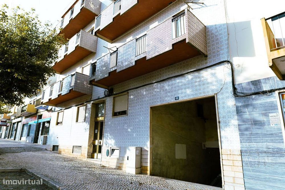 Apartamento T3 no centro de Sobral de Monte Agraço