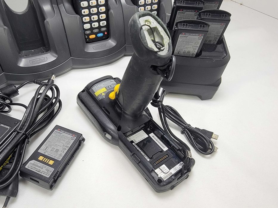 ZEBRA MC32N0 термінал збору даних ТСД сканер 1D CE7.0 + кредл