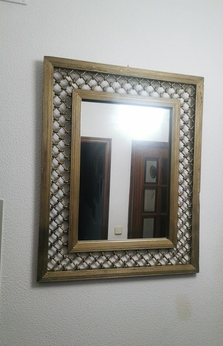 Vendo espelho dourado