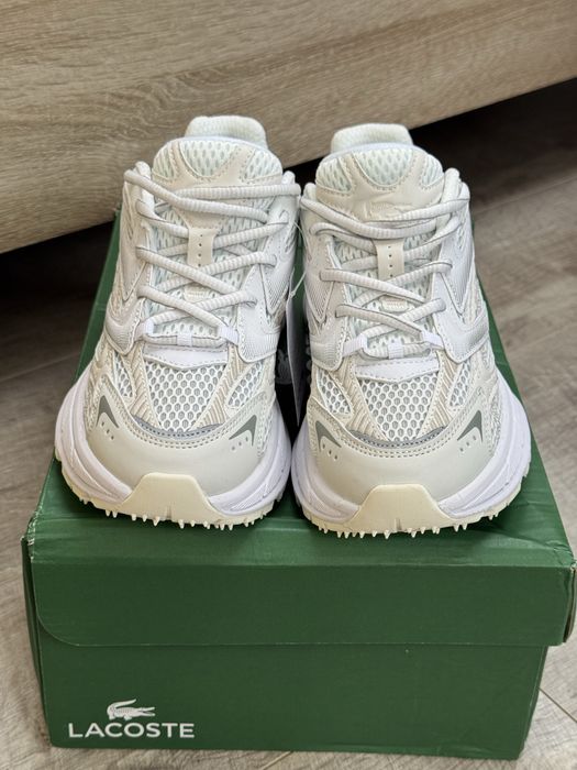 Кросівки Lacoste оригінал нові 37 розмір