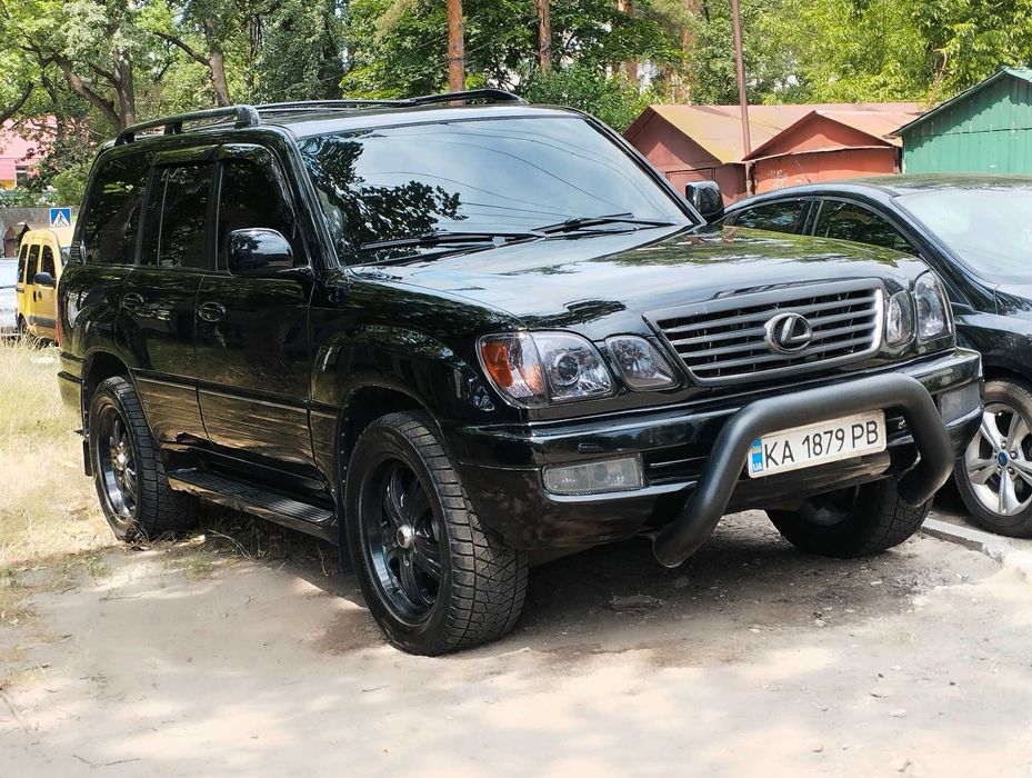 Lexus LX470 чёрный газ бензин