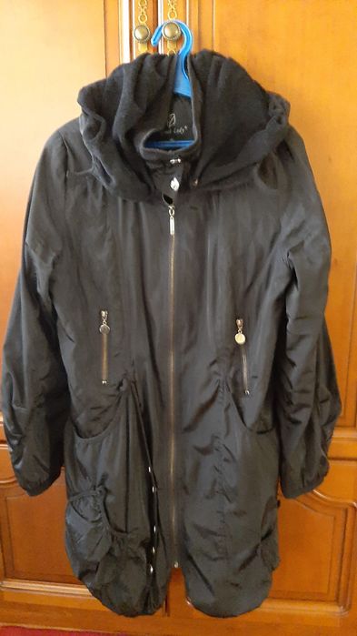 Продаю жіночу стильну куртку на флісі. Розмір 48-50.Турція.