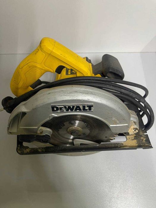 Циркулярка DeWalt DWE575