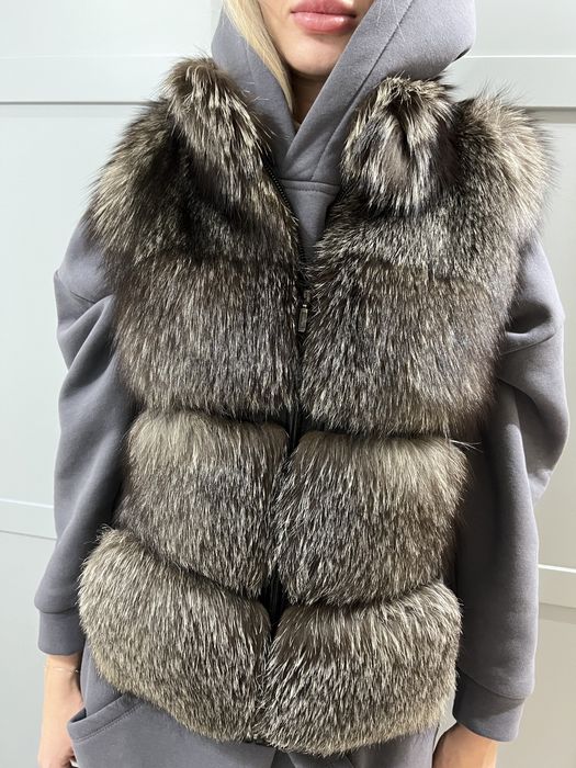 Жилетка хутряна S (чорнобурка)