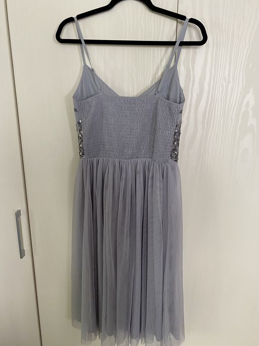 Очень красивое вечернее праздничное платье