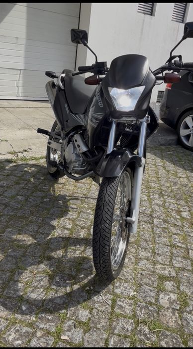 Falcon nx 400 ( NAO TEM CAPACETE )