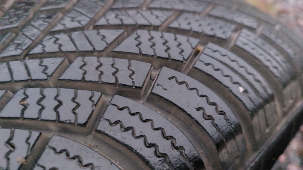 Шини 195/65/15R. Диски 5/112/15