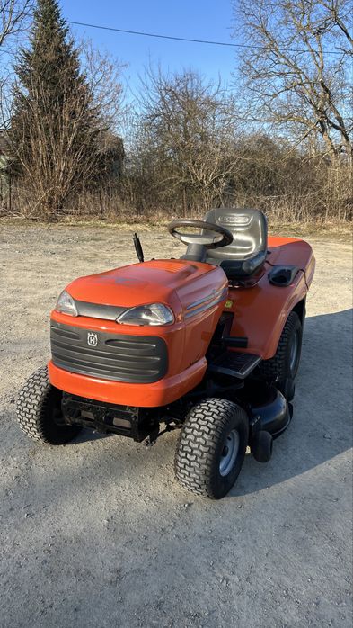 Kosiarka traktorek z koszem