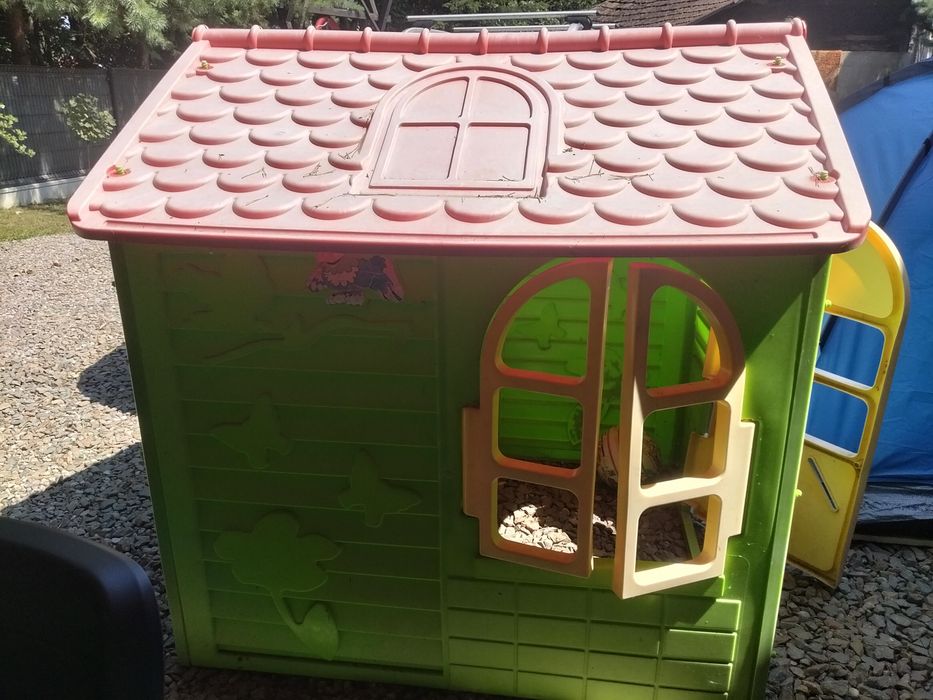 Domek dla dzieci plastikowy