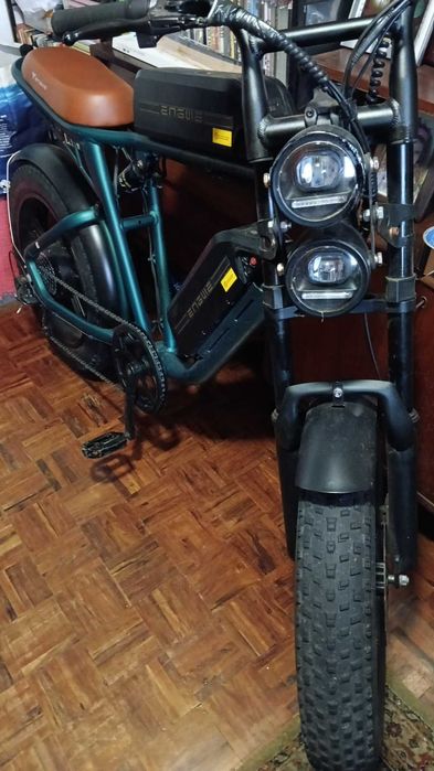 Bicicleta engwe m20 duas baterias