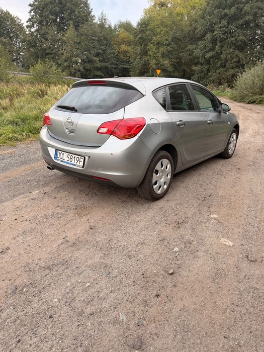 Opel Astra GWARANCJA PRZEBIEGU Poszanowany Zadbany Ważne Opłaty