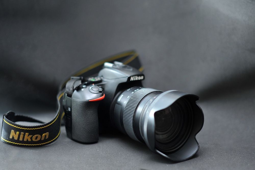 Фотоапарат Nikon d5600 + об'єктив sigma 17-70mm