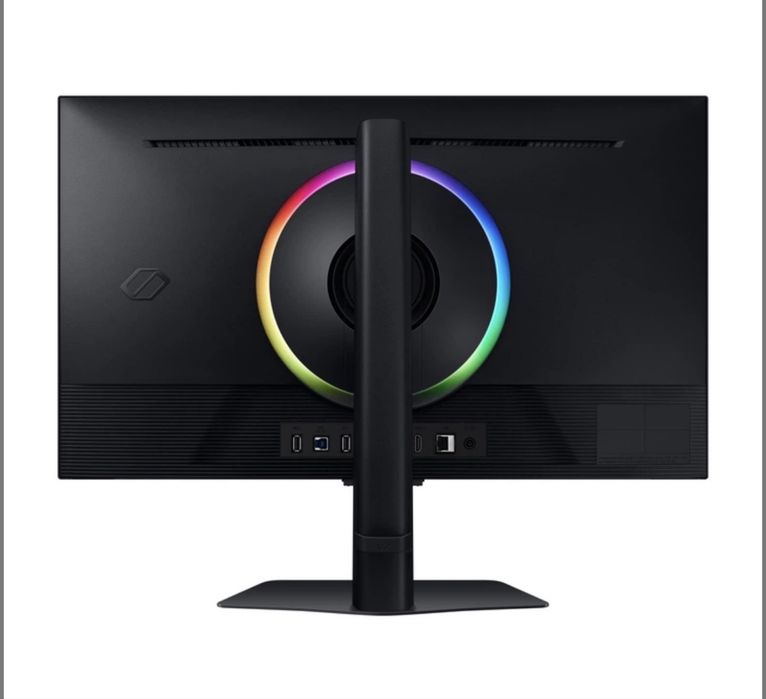 4К Samsung Odyssey G7 LS27DG702EUXEN
