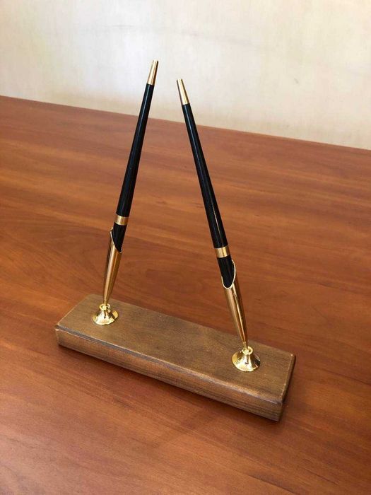 Продам канцелярский набор дерево для руководителя