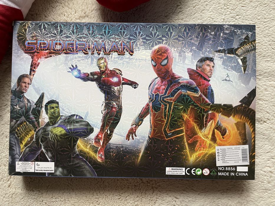 Kalendarz adwentowy spider man avengers figurki